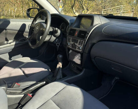 Серый Ниссан Альмера, объемом двигателя 1.5 л и пробегом 155 тыс. км за 2999 $, фото 5 на Automoto.ua