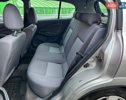 Сірий Ніссан Альмера, об'ємом двигуна 1.5 л та пробігом 204 тис. км за 4690 $, фото 9 на Automoto.ua