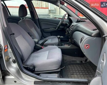 Сірий Ніссан Альмера, об'ємом двигуна 1.5 л та пробігом 204 тис. км за 4690 $, фото 11 на Automoto.ua