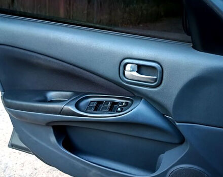 Серый Ниссан Альмера, объемом двигателя 1.5 л и пробегом 264 тыс. км за 3999 $, фото 6 на Automoto.ua