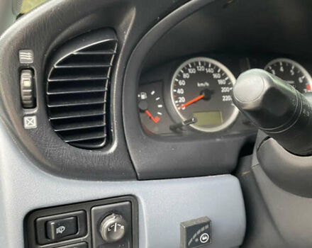 Серый Ниссан Альмера, объемом двигателя 1.5 л и пробегом 256 тыс. км за 4350 $, фото 4 на Automoto.ua