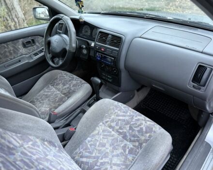 Серый Ниссан Альмера, объемом двигателя 1.6 л и пробегом 100 тыс. км за 1400 $, фото 7 на Automoto.ua