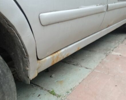 Серый Ниссан Альмера, объемом двигателя 2 л и пробегом 350 тыс. км за 953 $, фото 3 на Automoto.ua