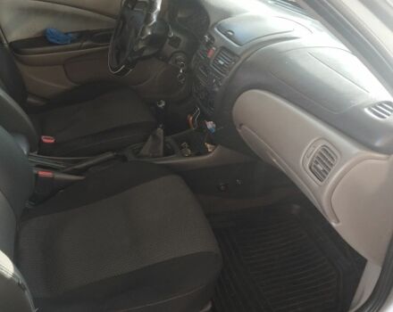 Серый Ниссан Альмера, объемом двигателя 1.5 л и пробегом 351 тыс. км за 3800 $, фото 7 на Automoto.ua