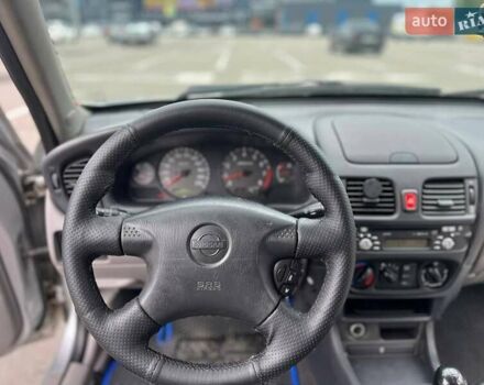 Серый Ниссан Альмера, объемом двигателя 1.8 л и пробегом 372 тыс. км за 2600 $, фото 15 на Automoto.ua