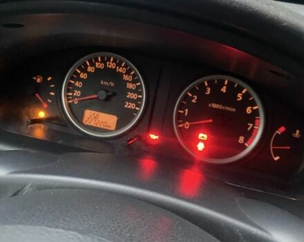 Серый Ниссан Альмера, объемом двигателя 1.5 л и пробегом 227 тыс. км за 2800 $, фото 8 на Automoto.ua