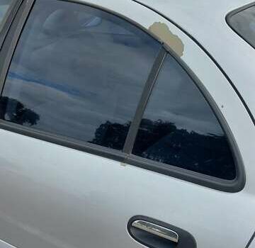 Серый Ниссан Альмера, объемом двигателя 1.5 л и пробегом 253 тыс. км за 2200 $, фото 8 на Automoto.ua