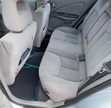 Серый Ниссан Альмера, объемом двигателя 1.5 л и пробегом 253 тыс. км за 2200 $, фото 18 на Automoto.ua