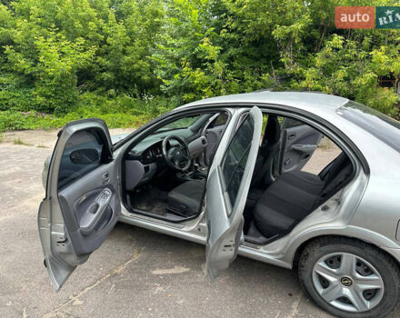 Серый Ниссан Альмера, объемом двигателя 1.5 л и пробегом 302 тыс. км за 2500 $, фото 15 на Automoto.ua