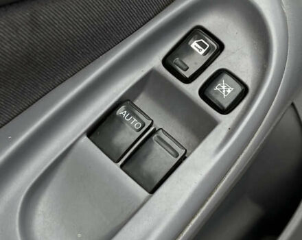 Сірий Ніссан Альмера, об'ємом двигуна 1.5 л та пробігом 302 тис. км за 2900 $, фото 7 на Automoto.ua