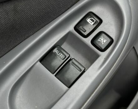 Сірий Ніссан Альмера, об'ємом двигуна 1.5 л та пробігом 302 тис. км за 2900 $, фото 10 на Automoto.ua