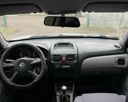 Сірий Ніссан Альмера, об'ємом двигуна 1.5 л та пробігом 302 тис. км за 2900 $, фото 6 на Automoto.ua