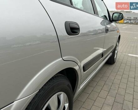 Серый Ниссан Альмера, объемом двигателя 1.5 л и пробегом 140 тыс. км за 4600 $, фото 16 на Automoto.ua