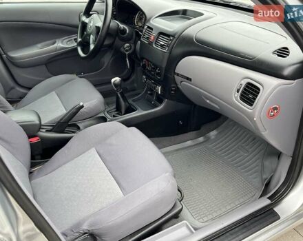 Серый Ниссан Альмера, объемом двигателя 1.5 л и пробегом 140 тыс. км за 4600 $, фото 32 на Automoto.ua