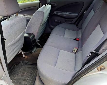 Серый Ниссан Альмера, объемом двигателя 1.5 л и пробегом 299 тыс. км за 3500 $, фото 8 на Automoto.ua