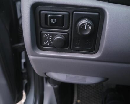 Серый Ниссан Альмера, объемом двигателя 1.5 л и пробегом 380 тыс. км за 3000 $, фото 9 на Automoto.ua