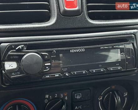 Сірий Ніссан Альмера, об'ємом двигуна 1.5 л та пробігом 302 тис. км за 2900 $, фото 9 на Automoto.ua