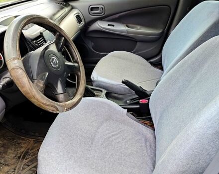 Серый Ниссан Альмера, объемом двигателя 1.5 л и пробегом 299 тыс. км за 3500 $, фото 7 на Automoto.ua