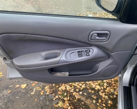 Серый Ниссан Альмера, объемом двигателя 1.5 л и пробегом 181 тыс. км за 2850 $, фото 10 на Automoto.ua