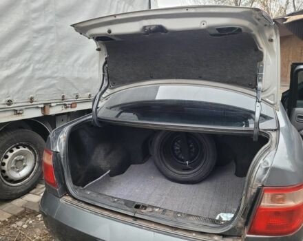 Серый Ниссан Альмера, объемом двигателя 1.5 л и пробегом 380 тыс. км за 3000 $, фото 6 на Automoto.ua