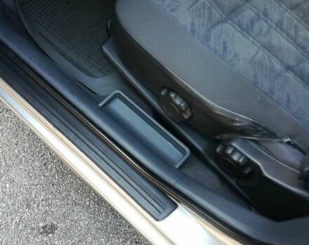 Серый Ниссан Альмера, объемом двигателя 1.5 л и пробегом 180 тыс. км за 4000 $, фото 10 на Automoto.ua