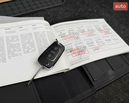 Серый Ниссан Альмера, объемом двигателя 1.6 л и пробегом 136 тыс. км за 5900 $, фото 23 на Automoto.ua