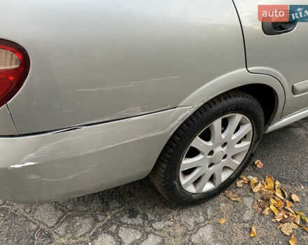 Сірий Ніссан Альмера, об'ємом двигуна 1.5 л та пробігом 299 тис. км за 2850 $, фото 8 на Automoto.ua