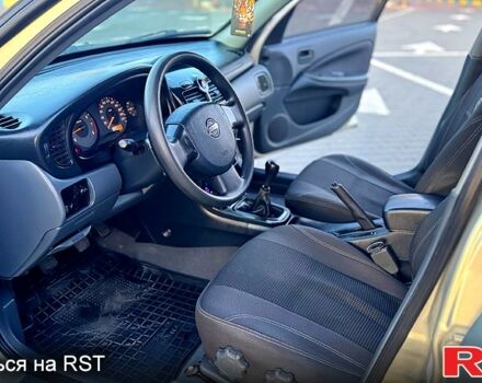 Сірий Ніссан Альмера, об'ємом двигуна 1.6 л та пробігом 340 тис. км за 4199 $, фото 9 на Automoto.ua