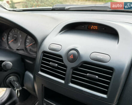 Серый Ниссан Альмера, объемом двигателя 1.6 л и пробегом 136 тыс. км за 5900 $, фото 64 на Automoto.ua