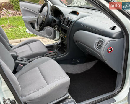 Серый Ниссан Альмера, объемом двигателя 1.6 л и пробегом 136 тыс. км за 5900 $, фото 72 на Automoto.ua