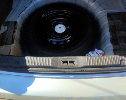 Серый Ниссан Альмера, объемом двигателя 1.6 л и пробегом 230 тыс. км за 4500 $, фото 5 на Automoto.ua