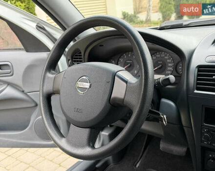 Серый Ниссан Альмера, объемом двигателя 1.6 л и пробегом 136 тыс. км за 5900 $, фото 65 на Automoto.ua