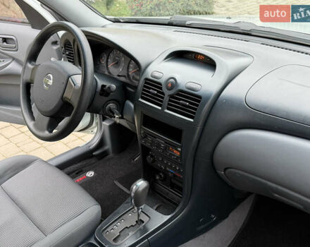 Серый Ниссан Альмера, объемом двигателя 1.6 л и пробегом 136 тыс. км за 5900 $, фото 69 на Automoto.ua