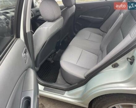 Серый Ниссан Альмера, объемом двигателя 1.6 л и пробегом 217 тыс. км за 3800 $, фото 5 на Automoto.ua