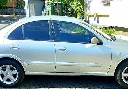 Серый Ниссан Альмера, объемом двигателя 1.6 л и пробегом 130 тыс. км за 4399 $, фото 1 на Automoto.ua