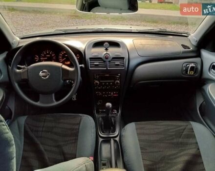 Серый Ниссан Альмера, объемом двигателя 1.6 л и пробегом 233 тыс. км за 3800 $, фото 4 на Automoto.ua