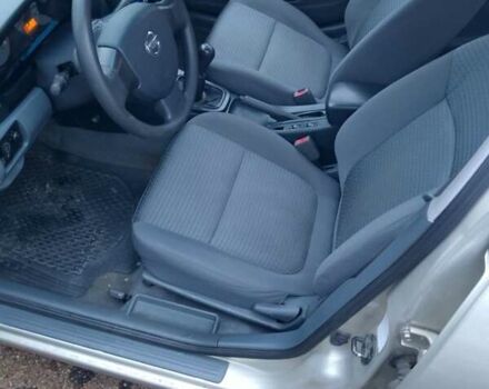 Серый Ниссан Альмера, объемом двигателя 1.6 л и пробегом 230 тыс. км за 4300 $, фото 9 на Automoto.ua