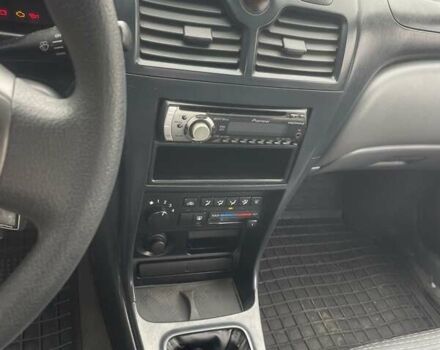 Серый Ниссан Альмера, объемом двигателя 1.6 л и пробегом 217 тыс. км за 3800 $, фото 8 на Automoto.ua