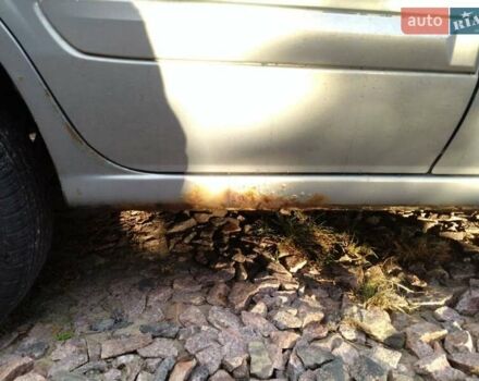 Серый Ниссан Альмера, объемом двигателя 1.6 л и пробегом 233 тыс. км за 3800 $, фото 12 на Automoto.ua