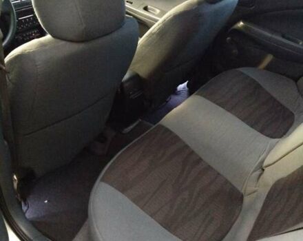 Серый Ниссан Альмера, объемом двигателя 1.6 л и пробегом 233 тыс. км за 3800 $, фото 5 на Automoto.ua