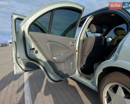 Серый Ниссан Альмера, объемом двигателя 1.6 л и пробегом 255 тыс. км за 4950 $, фото 21 на Automoto.ua