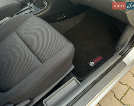 Сірий Ніссан Альмера, об'ємом двигуна 1.6 л та пробігом 39 тис. км за 7700 $, фото 50 на Automoto.ua