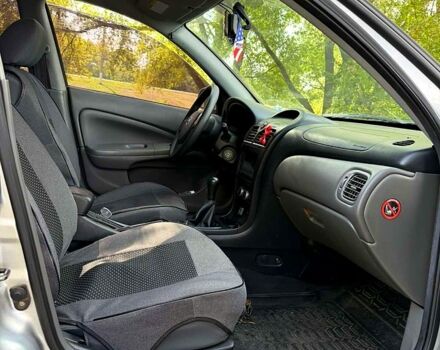 Серый Ниссан Альмера, объемом двигателя 1.6 л и пробегом 210 тыс. км за 5300 $, фото 6 на Automoto.ua