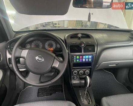 Серый Ниссан Альмера, объемом двигателя 1.6 л и пробегом 200 тыс. км за 6300 $, фото 11 на Automoto.ua