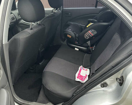 Серый Ниссан Альмера, объемом двигателя 1.6 л и пробегом 142 тыс. км за 6700 $, фото 8 на Automoto.ua