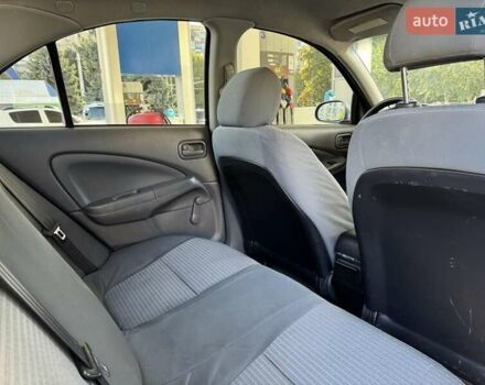 Серый Ниссан Альмера, объемом двигателя 1.6 л и пробегом 187 тыс. км за 4999 $, фото 8 на Automoto.ua