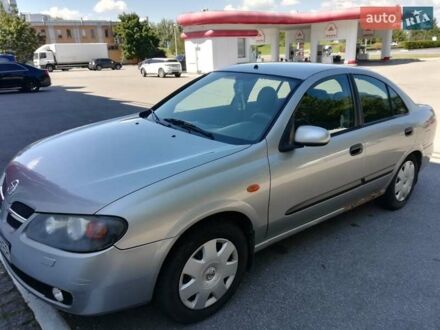 Серый Ниссан Альмера, объемом двигателя 1.5 л и пробегом 180 тыс. км за 4000 $, фото 1 на Automoto.ua