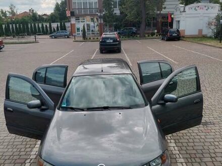 Серый Ниссан Альмера, объемом двигателя 1.5 л и пробегом 190 тыс. км за 4400 $, фото 1 на Automoto.ua