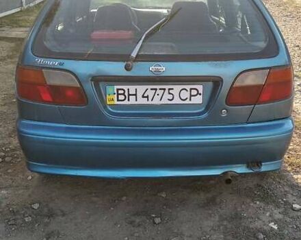 Синій Ніссан Альмера, об'ємом двигуна 1.4 л та пробігом 300 тис. км за 1500 $, фото 4 на Automoto.ua