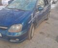 Синий Ниссан Альмера, объемом двигателя 1.8 л и пробегом 240 тыс. км за 1300 $, фото 1 на Automoto.ua